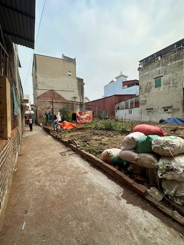 Đất nền Hương Mạc 40m² - Sổ đỏ chính chủ, gần chợ, ô tô tránh