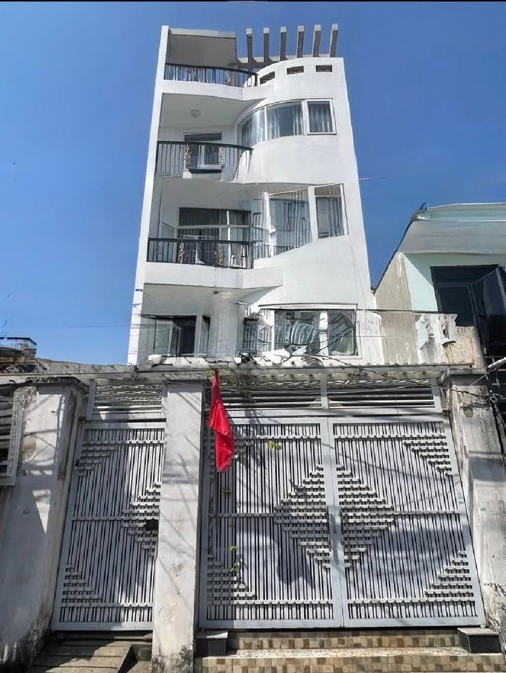 Nhà Mặt Tiền Kinh Doanh 6x19m - 6PN - Cho Thuê 20 Triệu/Tháng - Bình Tân