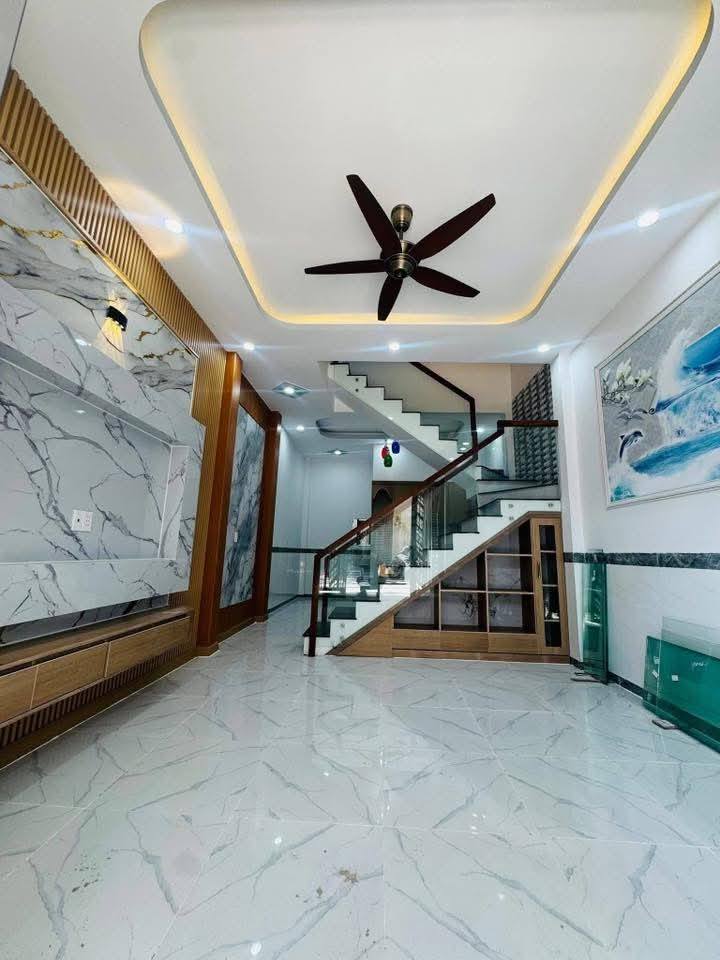 Nhà 1 Lầu 1 Trệt Mới Xây 40m² - Phước Khánh, Tân Uyên - 1.15 Tỷ