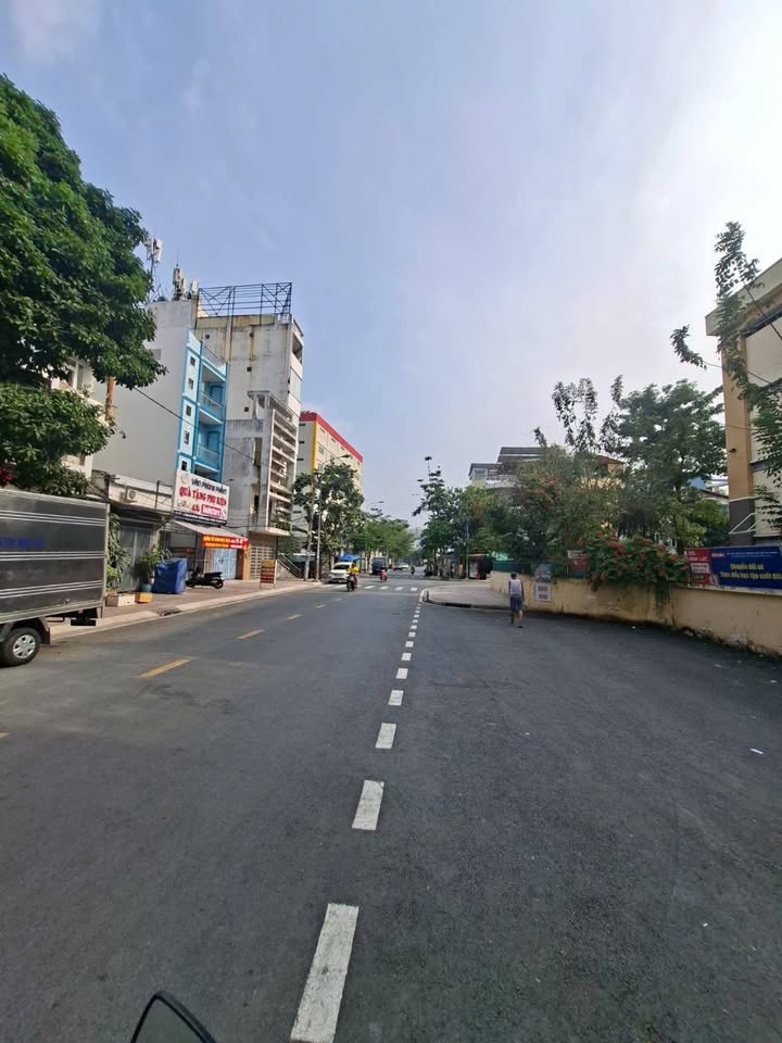 Nhà Hẻm Xe Hơi 42m² Bình Tân - 3 Tỷ, Sổ Hồng Chính Chủ