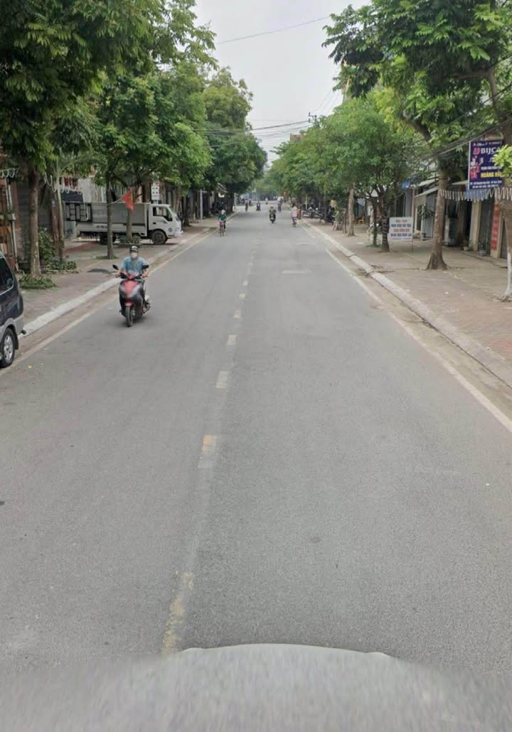 Nhà Mặt Tiền Kinh Doanh Nguyễn Văn Trỗi - Trần Quang Khải, Nam Định 79m²