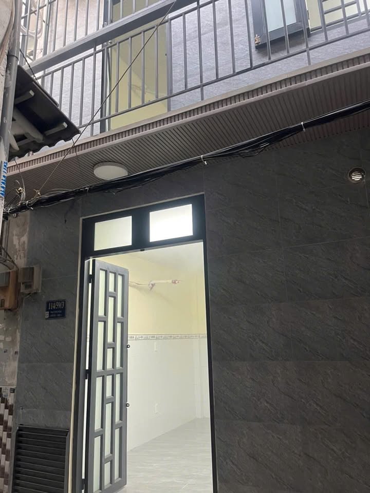 Nhà riêng Phú Thọ Hoà, Tân Phú 24m² chỉ 7 triệu - Sẵn sàng ở ngay!