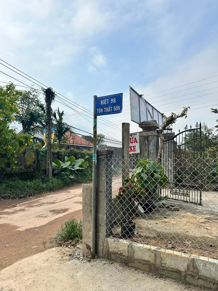 Đất nền Kiệt 98 Tôn Thất Sơn Huế 200m² 5xx triệu - Sổ hồng chính chủ!