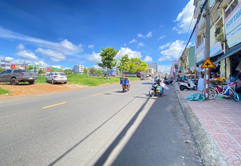 Nhà Mặt Tiền Phan Bội Châu, Bảo Lộc - 320m², 8.95 Tỷ, Kinh Doanh Đa Ngành