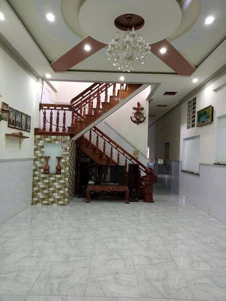 Nhà Mặt Tiền QL55 Bảo Lộc 200m² - Kinh Doanh Sầm Uất, Sẵn Sàng Ở Ngay