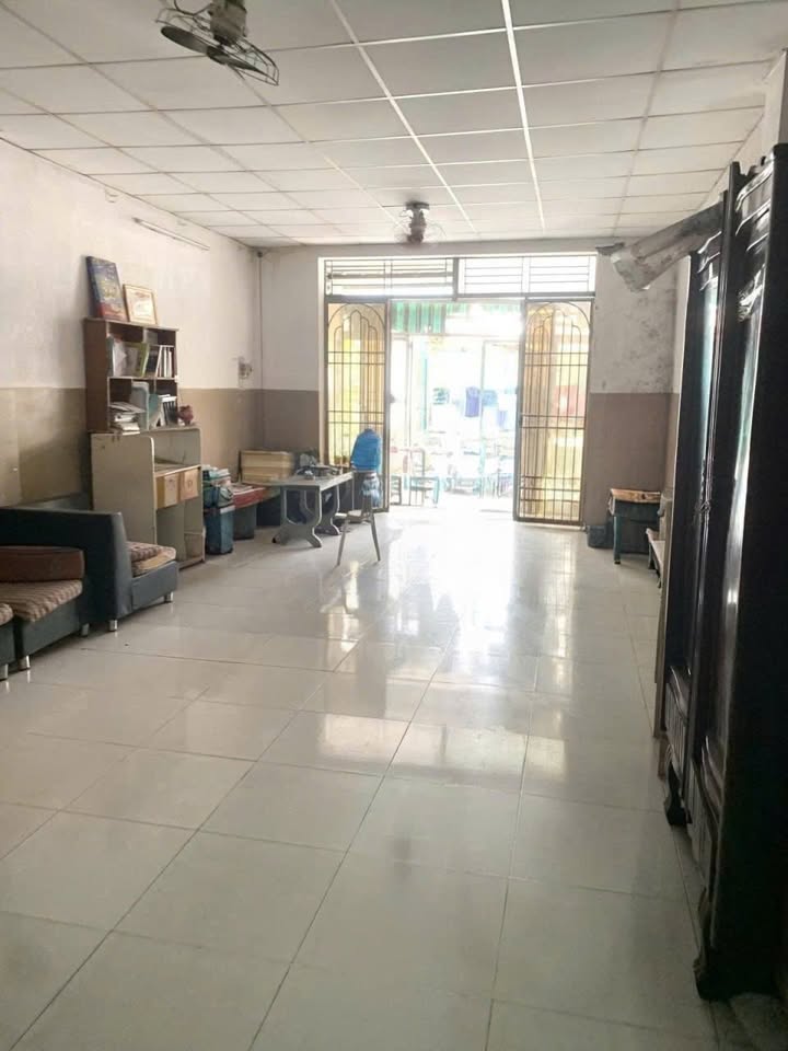 Nhà Phố Trường Chinh 85m² - Sổ Hồng Vuông Vắn - Kinh Doanh Sầm Uất