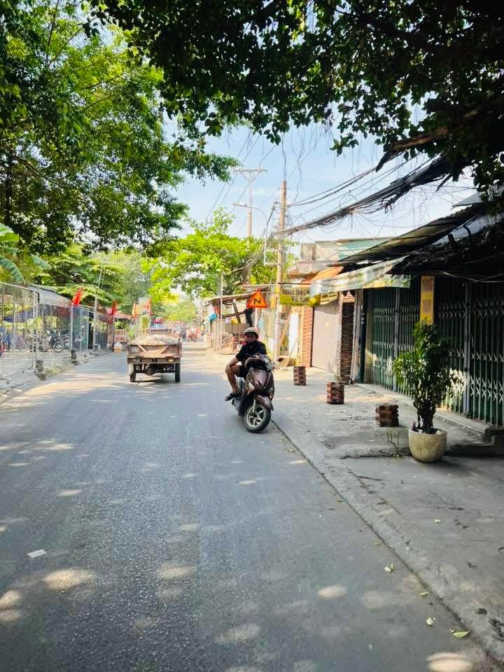 Nhà Linh Chiểu Thủ Đức 126m² Nở Hậu – Giá 4 Tỷ, Vị Trí Đắc Địa