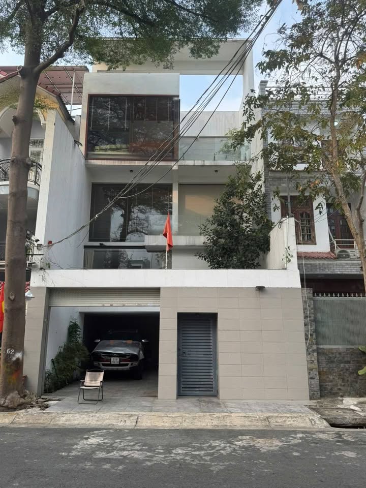 Nhà 136.8m² Đỗ Bí, Tân Phú - Chính chủ bán, Hẻm xe hơi