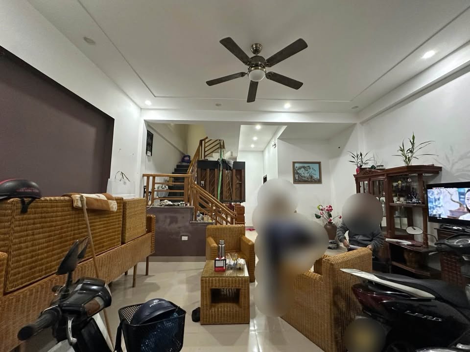 Bán nhà mặt tiền Nguyễn Phong Sắc KQH Kiểm Huệ 112m² - Vị trí đắc địa