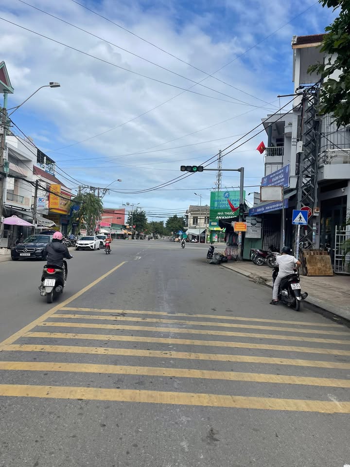 Đất Lô Góc 108m² MT 10m - Ngay TT Diên Khánh, Giá 1.5 Tỷ