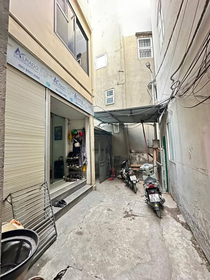 Bán đất Xuân Đỉnh 33m² - Hai mặt ngõ, gần ô tô, giá 5 tỷ