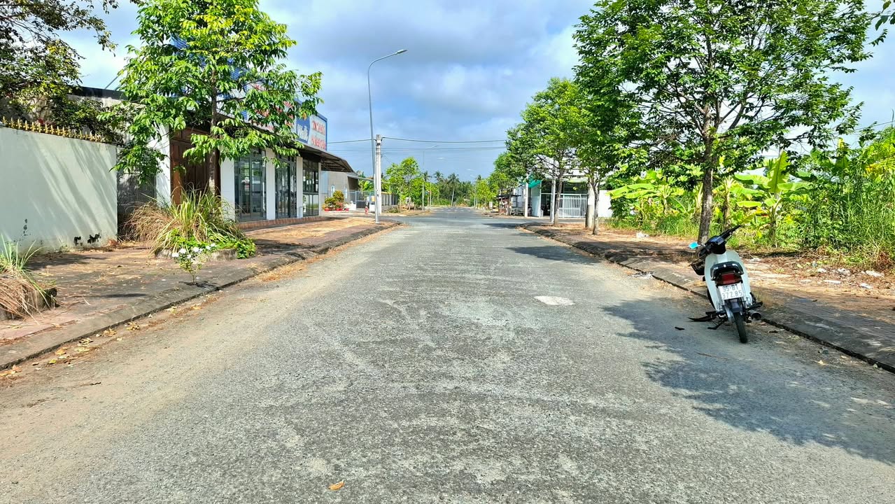 Bán đất nền TP Vị Thanh 150m² giá 1.2 tỷ - Đất thổ cư 100%