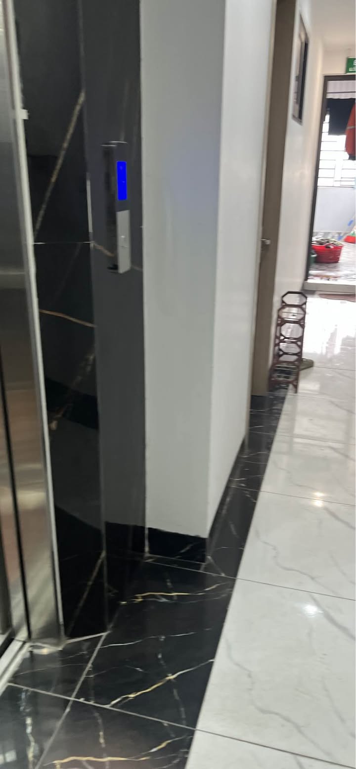 Bán nhà Cầu Diễn 55m² 6 tầng - Chính chủ bán, sẵn sàng ở ngay!