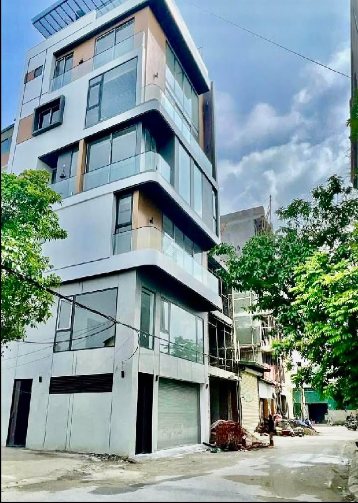 Nhà phố Cổ Linh, Long Biên 55m² chỉ từ 2.x tỷ - Vị trí đắc địa!