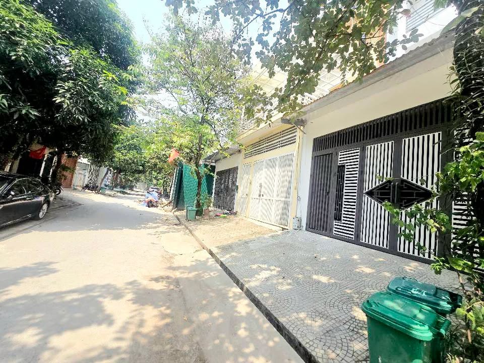 Liền kề Trịnh Văn Bô, Nam Từ Liêm 171m² - Chính chủ bán gấp!