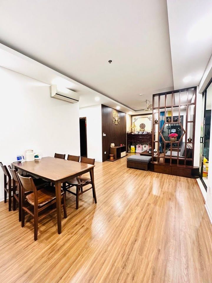 Căn hộ Đức Giang 105m² giá 8 tỷ - Căn góc, Full nội thất!