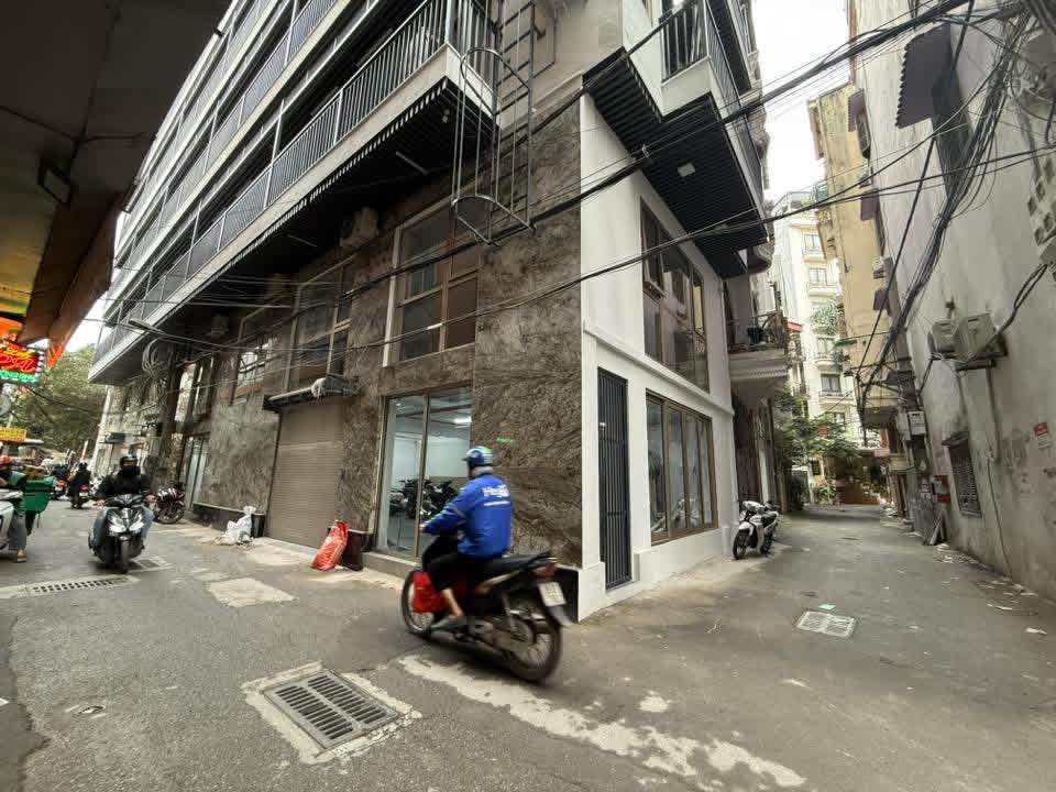 Nhà Phố Trung Kính 65m², 7 Tầng, Gara Ô Tô, Kinh Doanh Đỉnh Cao - 32.8 Tỷ