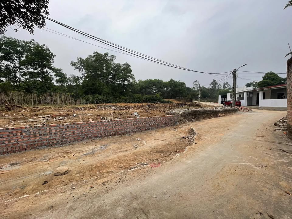 Bán Đất Vĩnh Phúc 816m² - Lô Góc 2 Mặt Tiền, Giá 2.7 Tỷ