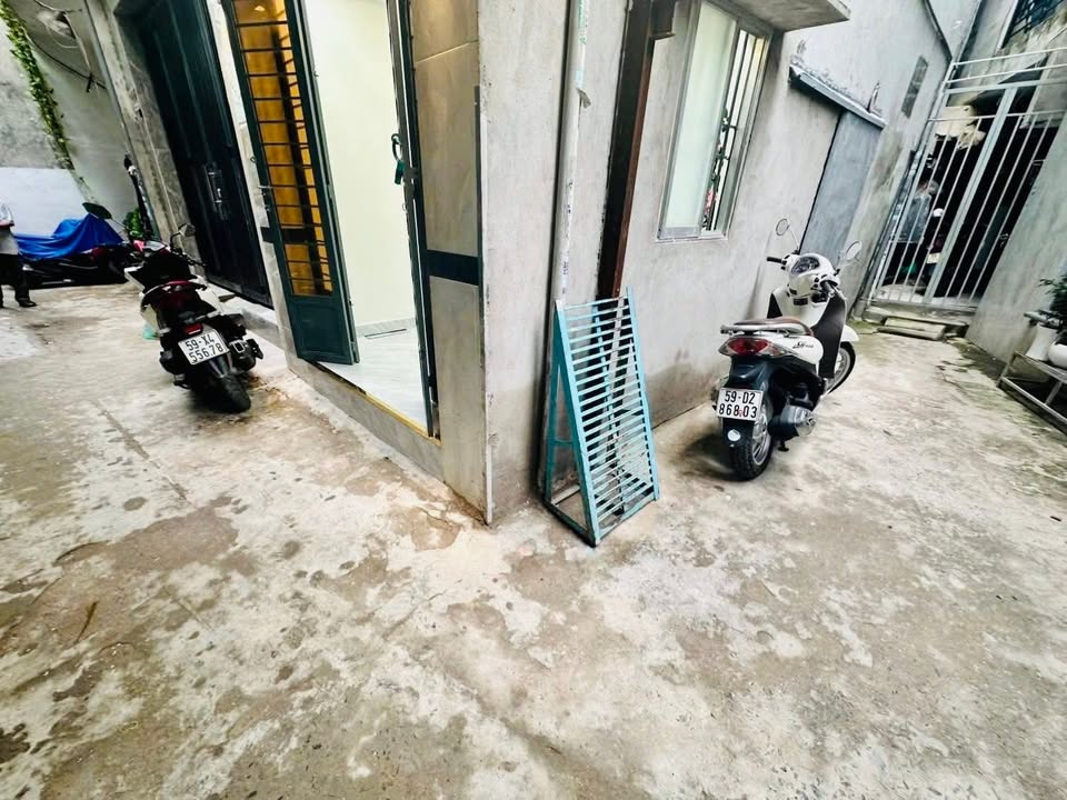 Nhà riêng Tạ Quang Bửu, Q8 gần 50m² - Sẵn sàng ở ngay!