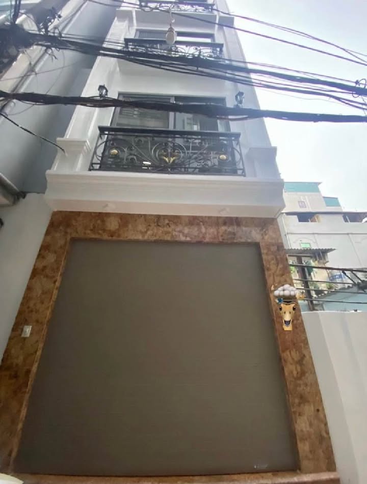 Nhà 47m² Trần Quốc Vượng, Cầu Giấy - 7 Tầng Thang Máy, Sẵn Sàng Ở!