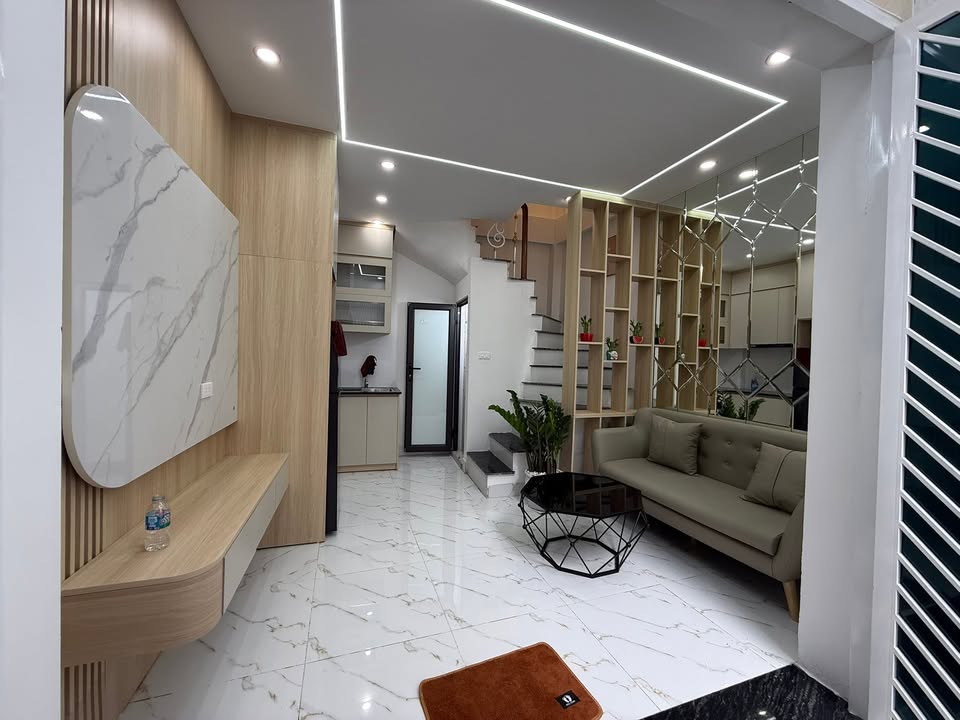 Nhà phố Võ Thị Sáu, Hai Bà Trưng 5.25 tỷ - Full nội thất, vào ở ngay!