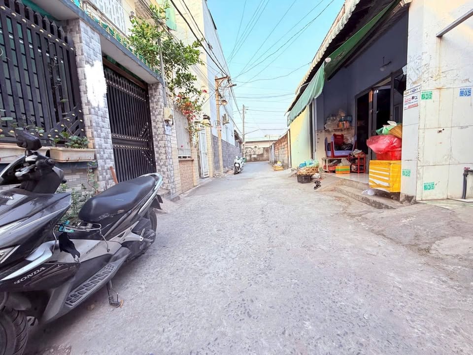 Nhà Phố Trường Thọ Thủ Đức 80m² 6 Tỷ - Ô Tô Vào Tận Nhà!