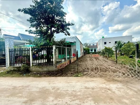 Bán Đất Thổ Cư Mặt Tiền Đoàn Văn Diệu, Cần Giuộc - 153m², Sổ Hồng Riêng