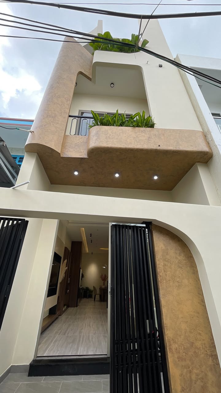 Nhà 3 Tầng Kiệt 718 Trần Cao Vân, Đà Nẵng - 5.35 Tỷ, Sẵn Sàng Về Ở