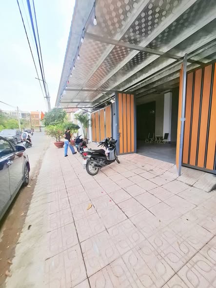 Mặt bằng kinh doanh mặt tiền đường lớn Phường Tân Phong, Biên Hòa - 140m², 7 triệu/tháng