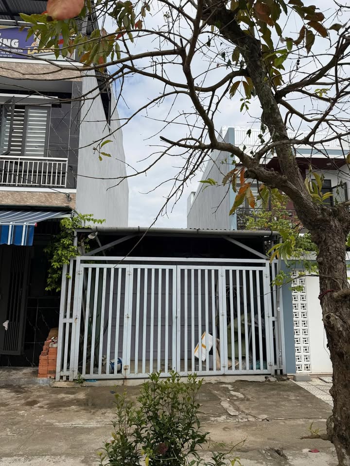 Bán đất kiệt Chính Hữu Sơn Trà 104m² giá 9.2 tỷ - Vị trí đắc địa gần biển!