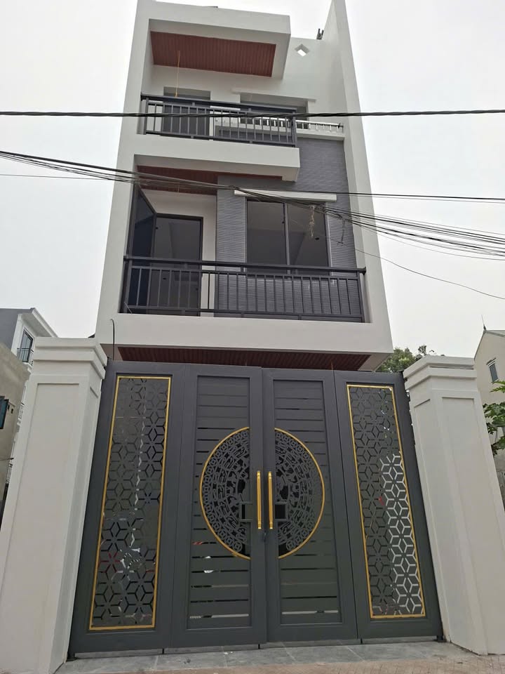 Nhà Độc Lập 4 Tầng Đại Thành - Oto Đỗ Cửa, Sẵn Sàng Dọn Vào Ở