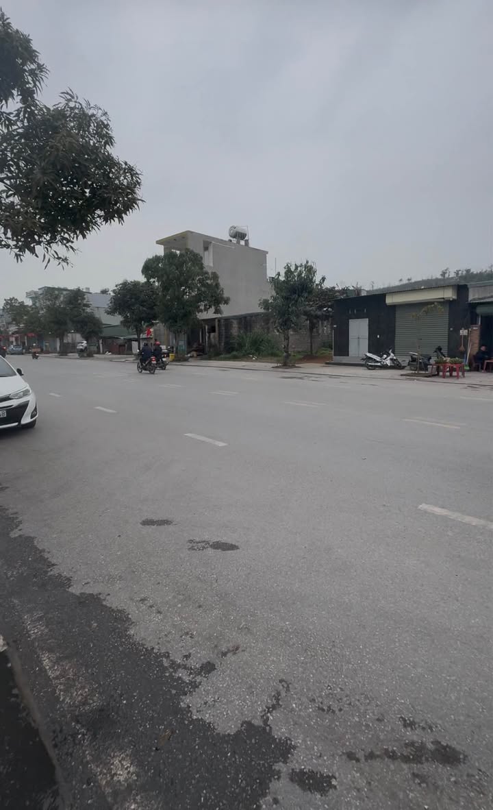 Đất Mặt Đường Hà Trung, Hạ Long 285m² - Giá 8 Tỷ, Kinh Doanh/Xưởng