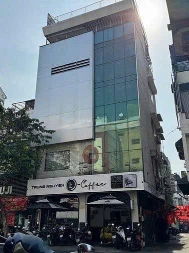 Nhà Phố Góc 2MT Nguyễn Đình Chiểu, Q3 64m² - Vị Trí Đắc Địa!