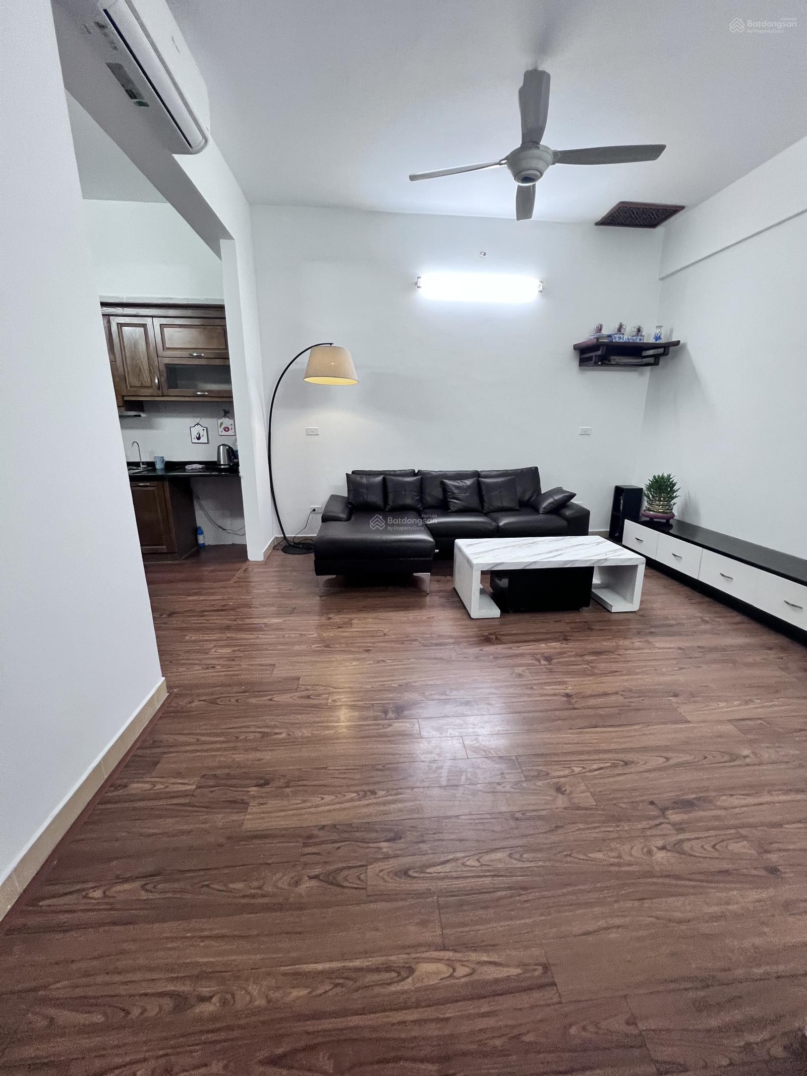 Cho thuê căn hộ Hoàng Sâm Cầu Giấy 90m² - Đủ đồ, tầng đẹp