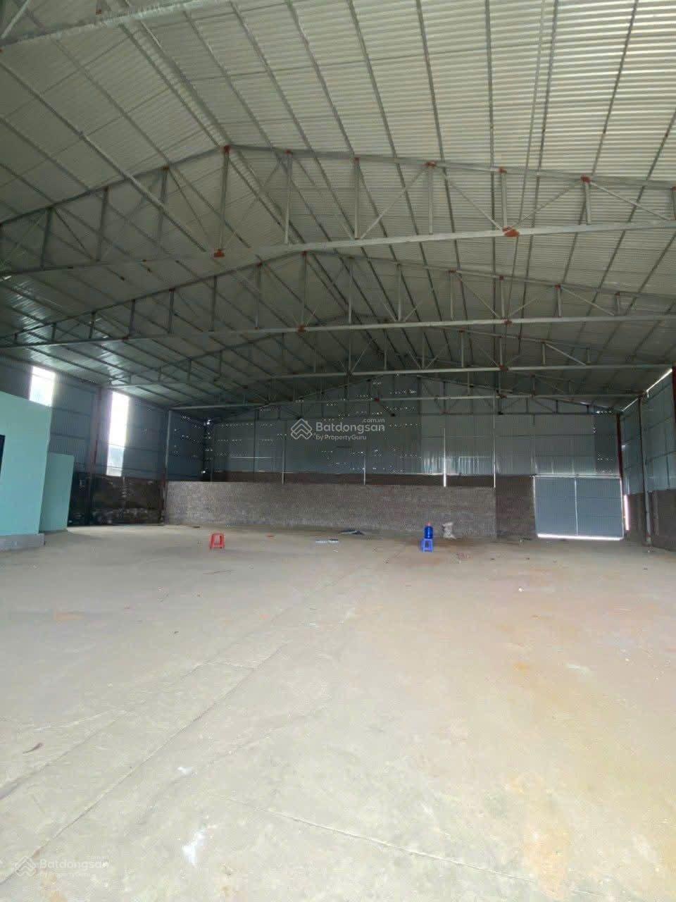 Cho thuê kho xưởng 1115m² Xuân Mai, Hà Nội - Sẵn Sàng Đón Container