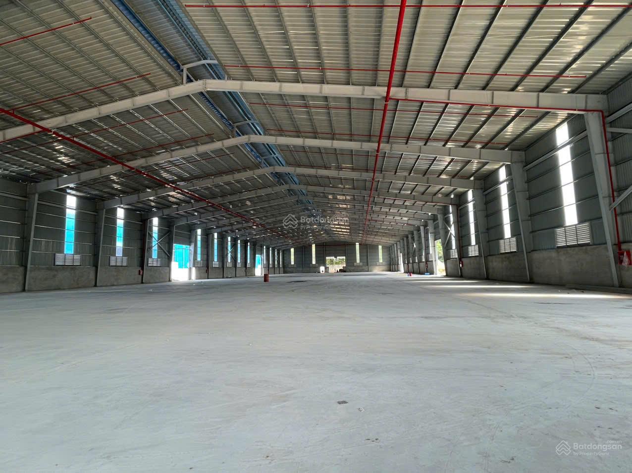 Cho thuê Nhà xưởng 10.000m² KCN Bến Cát - Điện 2000 KVA, Pháp lý FDI