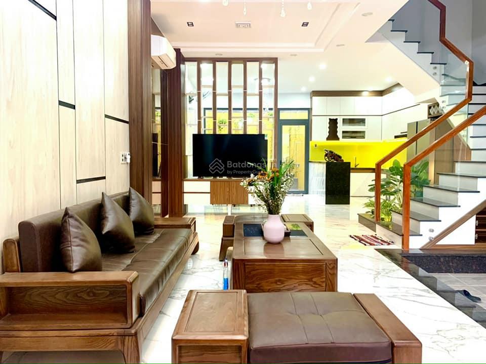 Biệt thự Villa Park Quận 9 180m² - An ninh 24/7, sẵn sàng vào ở!