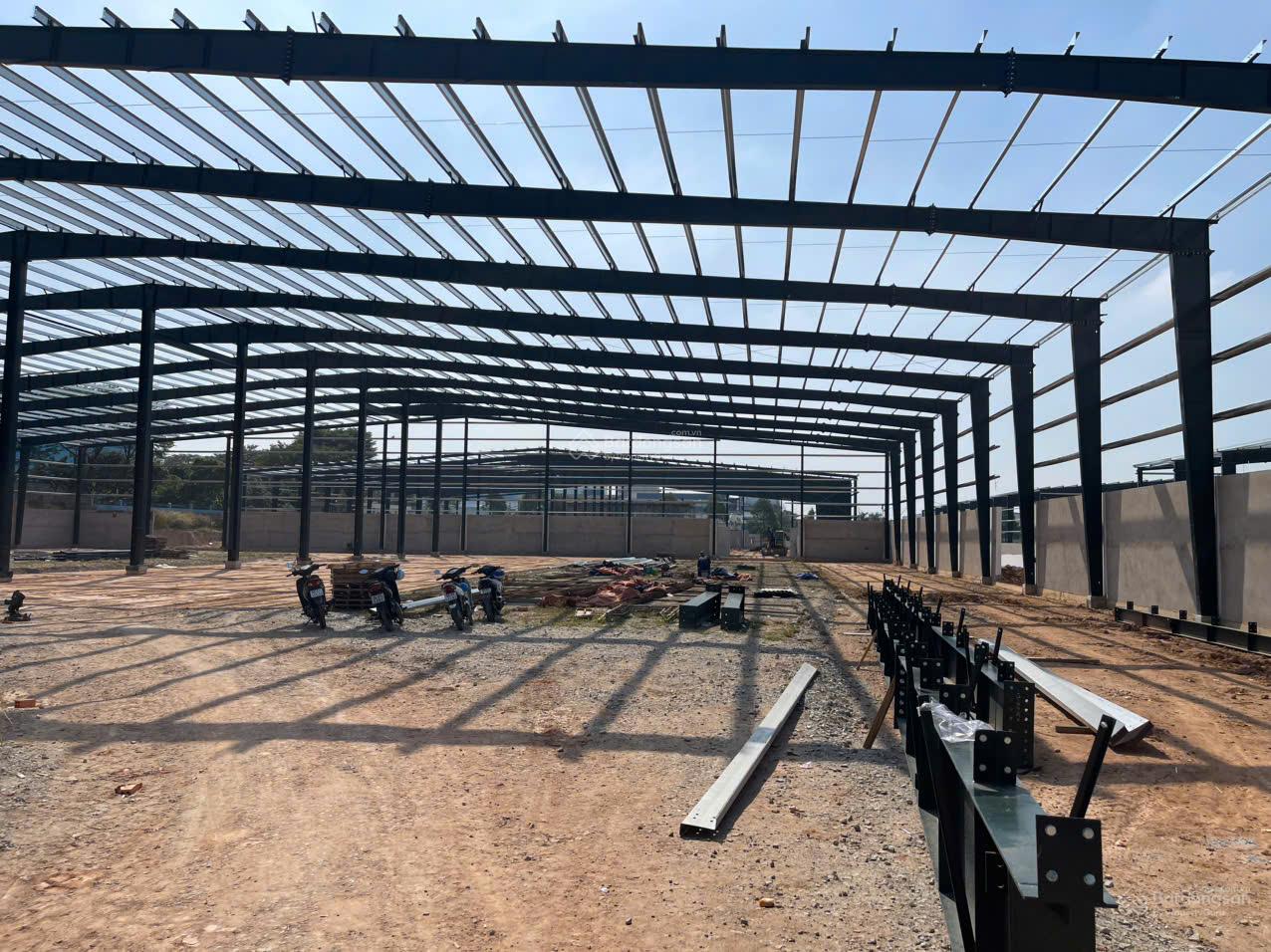 Kho Xưởng KCN Bến Cát 5.189m² - Container thoải, hoạt động ngay!