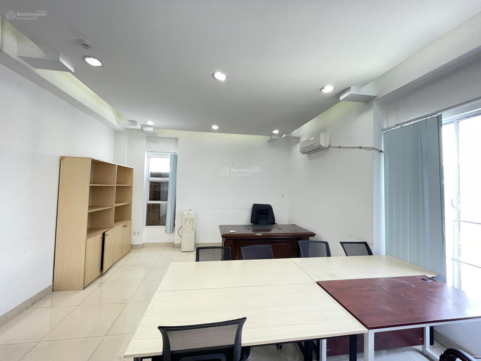 Cho thuê văn phòng 30m² Yên Thế, Tân Bình - Giá 8 triệu, Sát Sân Bay