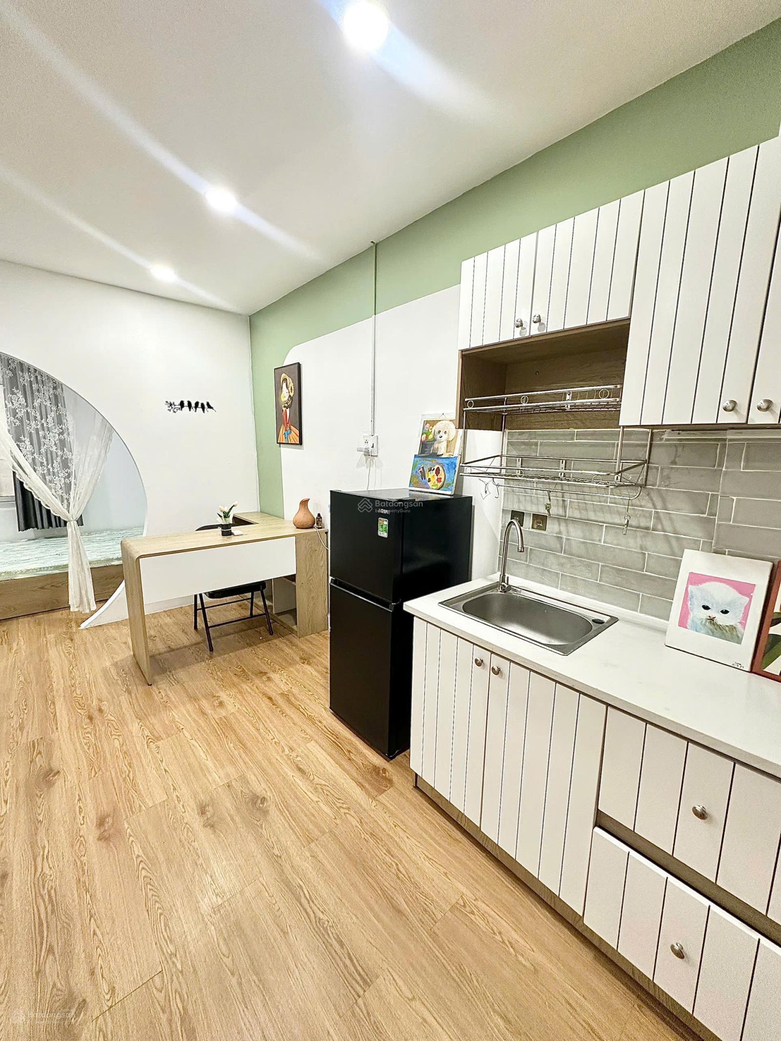 Căn hộ dịch vụ Phú Nhuận 30m² - Full nội thất cao cấp, vào ở ngay!