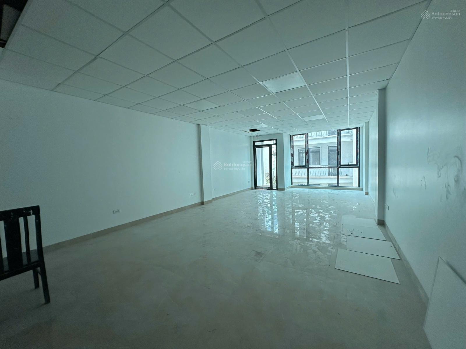 Văn phòng Hoàng Mai 55m² giá 9 triệu - Thiết kế hiện đại!