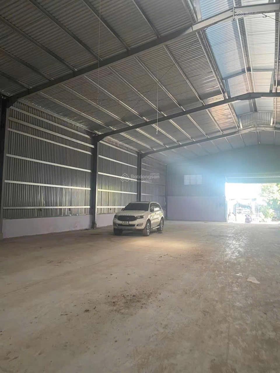 Xưởng 1600m² Thủ Dầu Một - Giá 70 Triệu/Tháng, Sẵn Sàng Hoạt Động