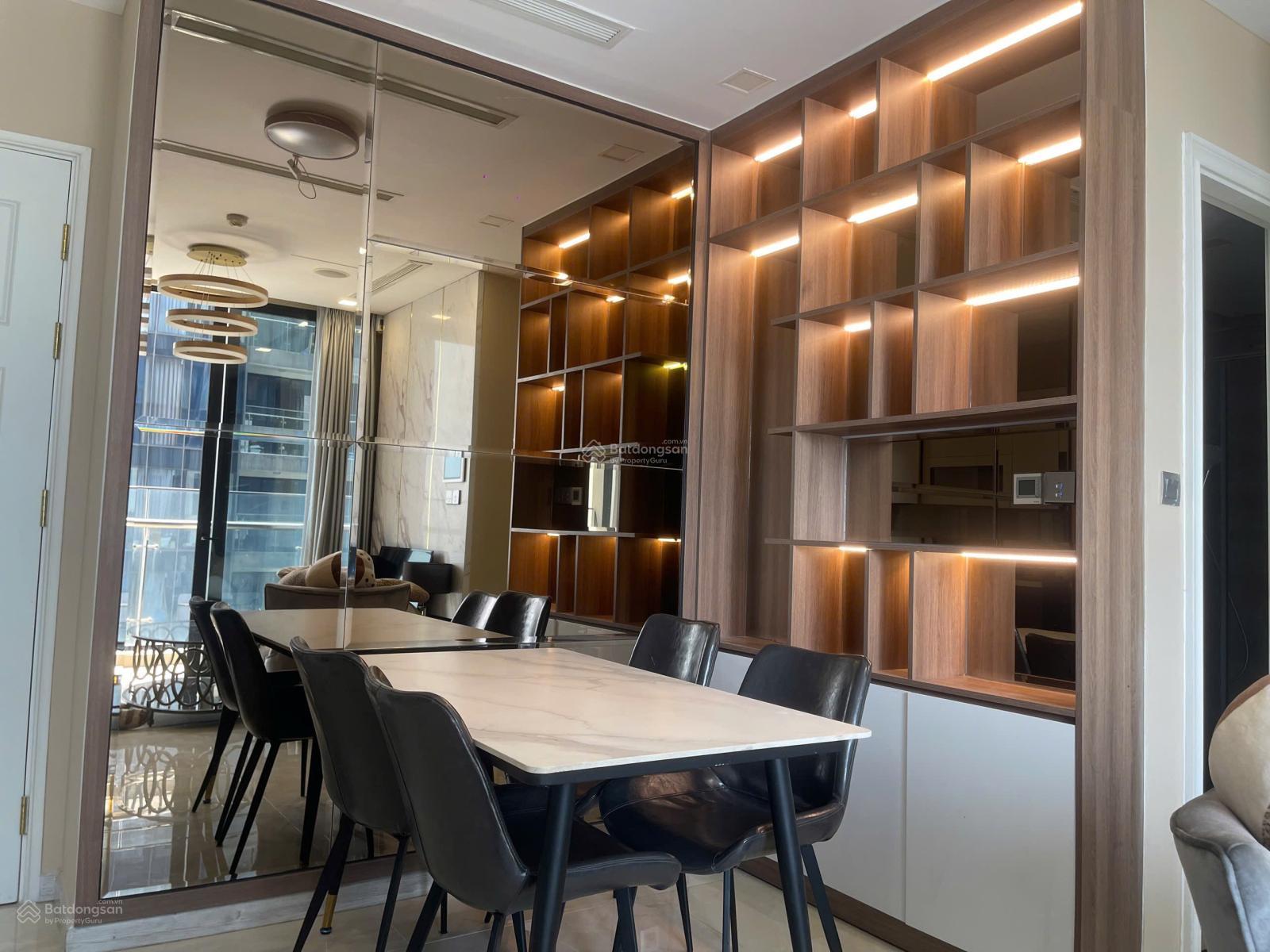 Căn hộ Vinhomes Golden River Ba Son Quận 1 70m² Full nội thất cao cấp