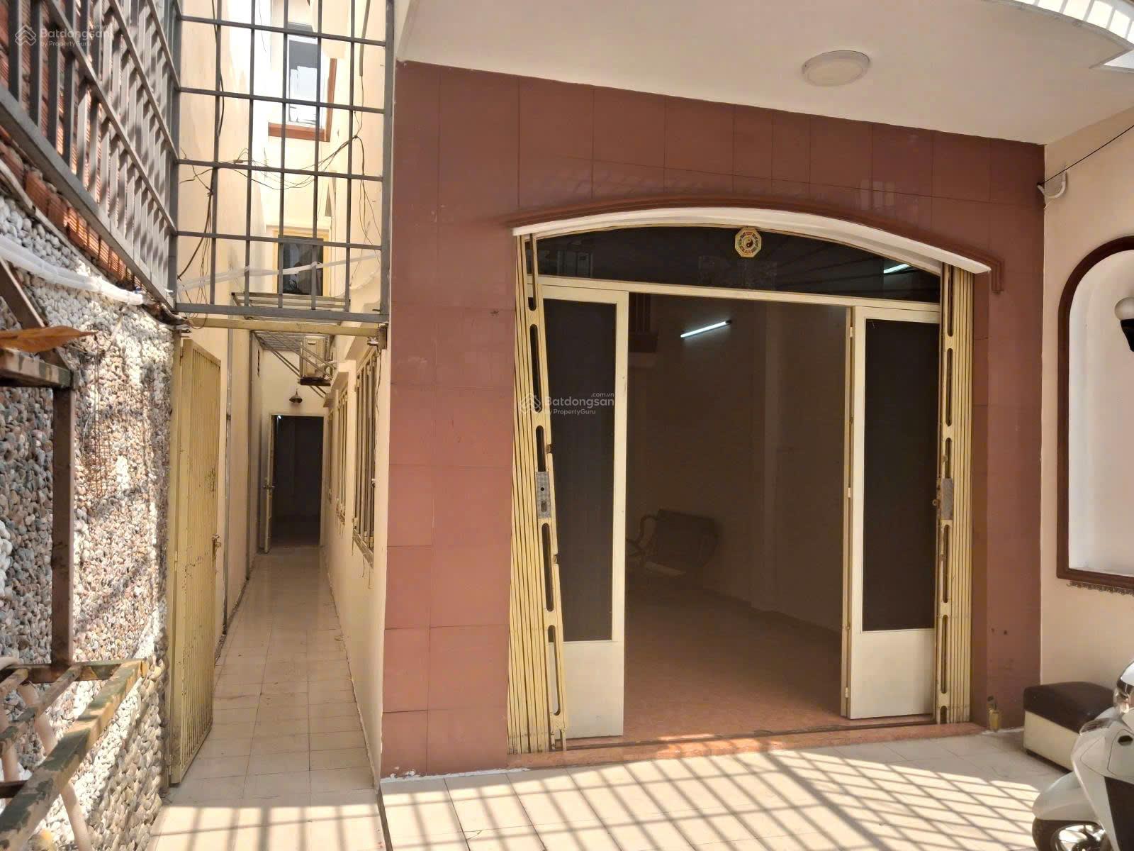 Nhà nguyên căn Âu Dương Lân P3 Q8 125m² - Ô tô vào tận nhà, sẵn sàng kinh doanh!