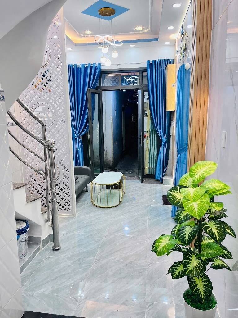 Nhà Góc 2 Mặt Hẻm Dương Bá Trạc, Q8 - 30m², 3 Tầng, 4.4 Tỷ