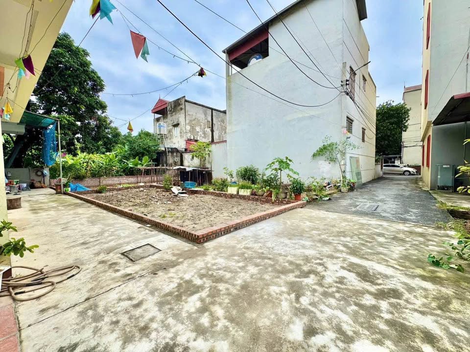 Đất nền Đông Anh 43.5m² - Ngõ thông, ô tô vào, Sổ sẵn 4.1 tỷ