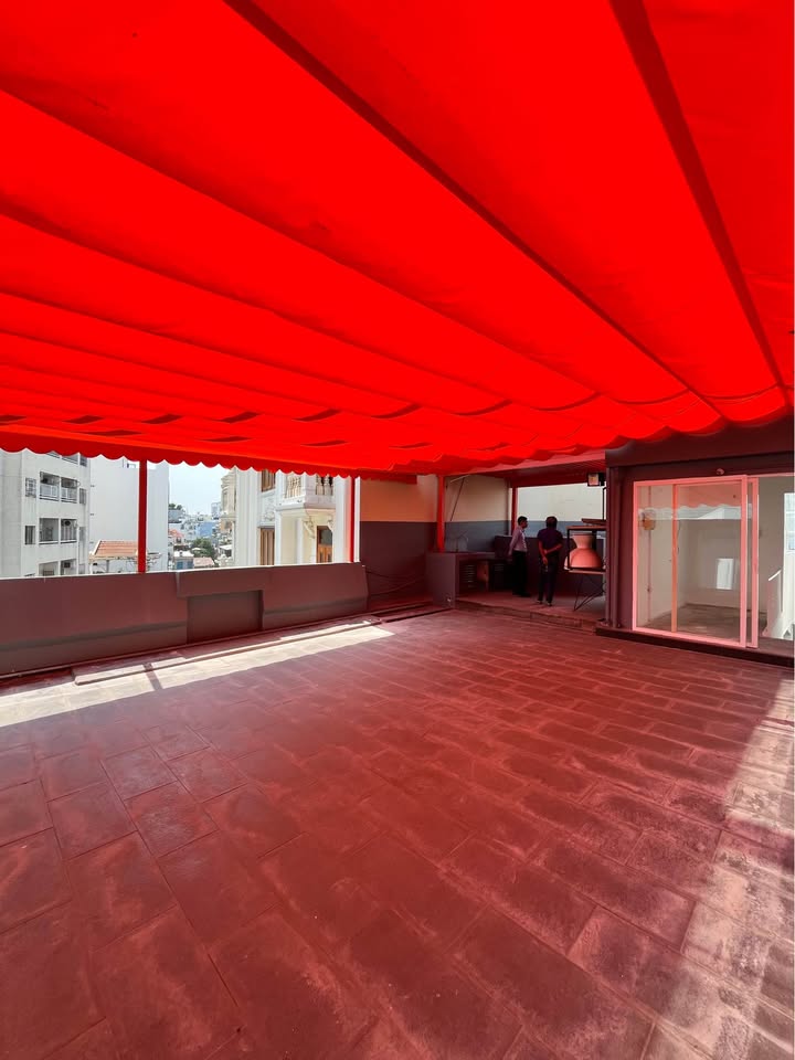 Nhà Mặt Tiền Nguyễn Văn Trỗi, Phú Nhuận - 283m², 5 Tầng, Dòng Tiền 43 Triệu/Tháng