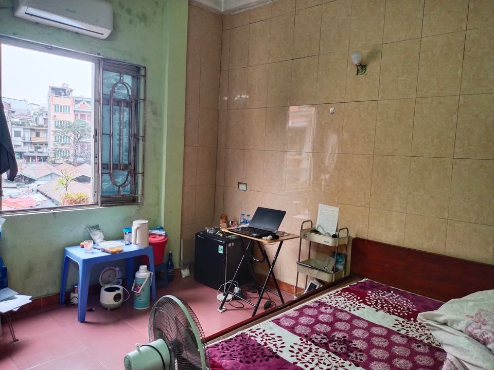 Phòng trọ Ngõ 148 Trần Duy Hưng 51m² - View đẹp, an ninh tốt!