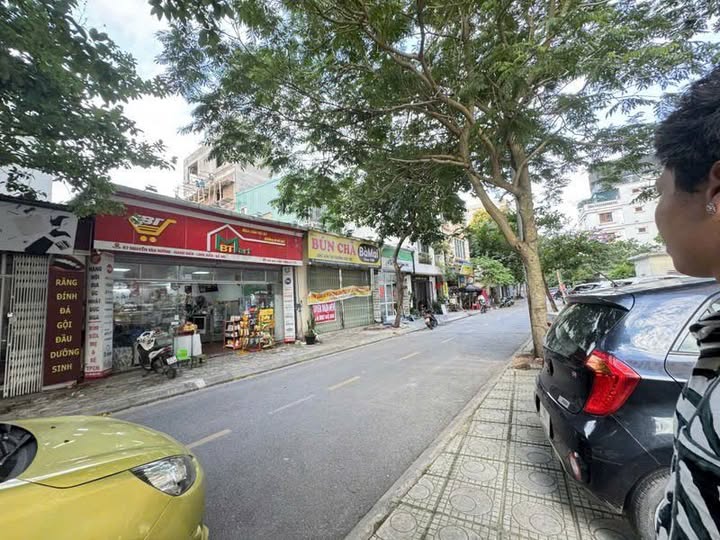 Nhà Phố Nguyễn Văn Hưởng Long Biên 68m² - Đầu tư sinh lời ngay!