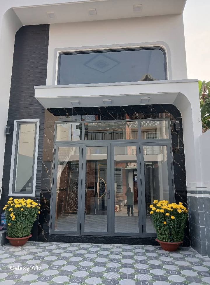 Nhà 1 Trệt 1 Lửng 110m² Hóc Môn - Xe Hơi Vào Tận Nhà, Sổ Hồng Riêng